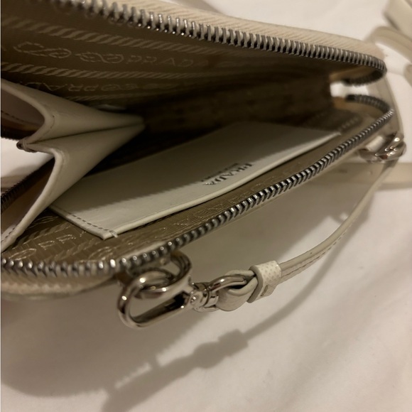 PRADA mini bag! - Picture 6 of 6